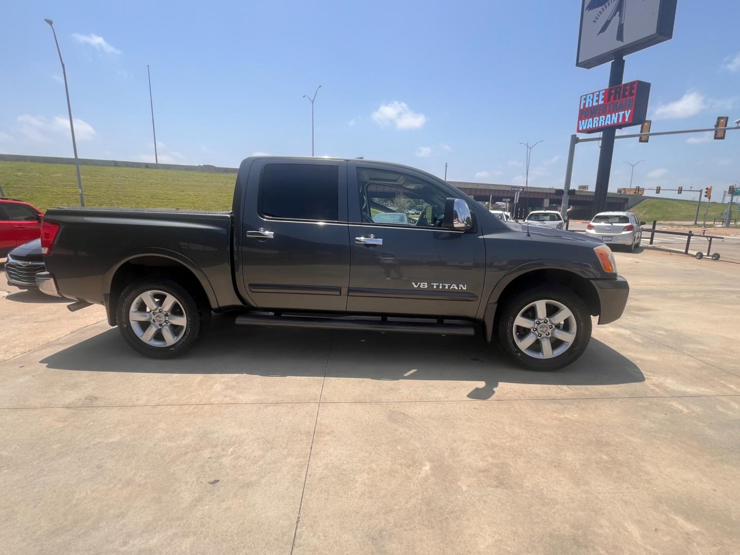 2011 GRAY NISSAN TITAN S; SL; PRO-4X; PRO-4X Crew Cab 4WD SWB (1N6AA0EC2BN) with an 5.6L V8 DOHC 32V engine, 5-Speed Automatic transmission, located at 8101 E. Skelly Dr., Tulsa, OK, 74129, (918) 592-3593, 36.121891, -95.888802 - Photo#3